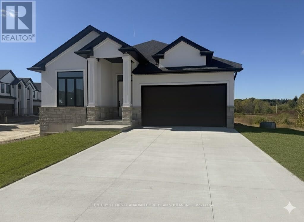 Property Photo: 3425 Grand Oak Crossing 46 ON N6P 0K4
