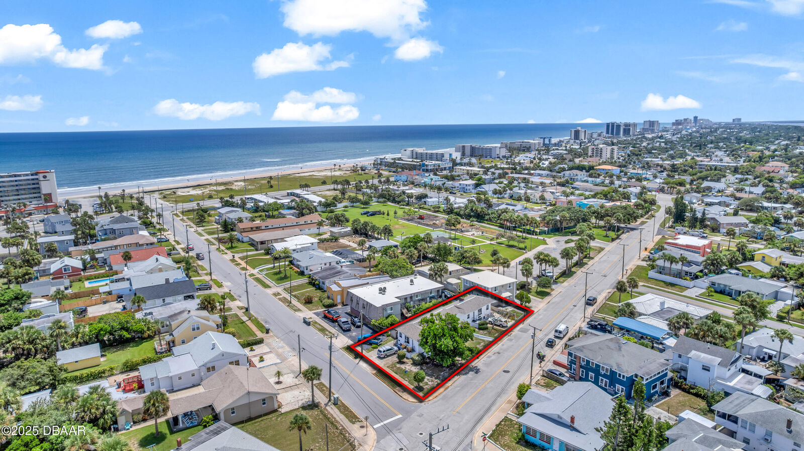 Property Photo: 500 Lenox Avenue FL 32118