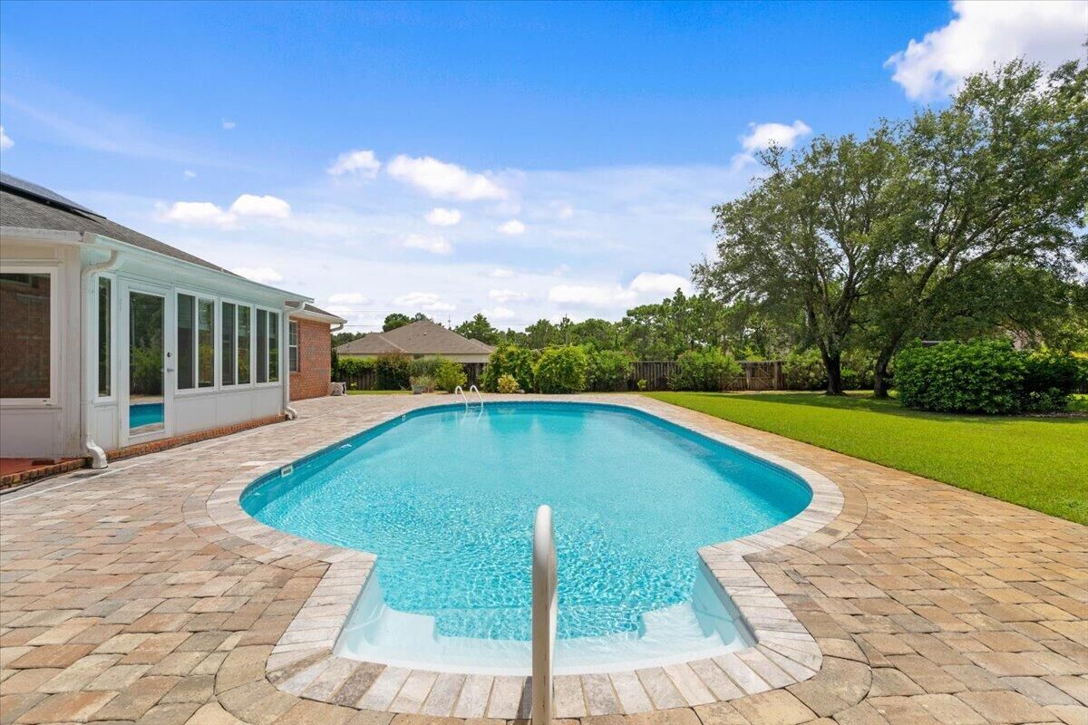 Property Photo:  2025 Resort Street  FL 32566 