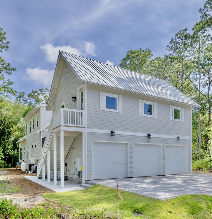Property Photo:  116 East Georgie  FL 32459 