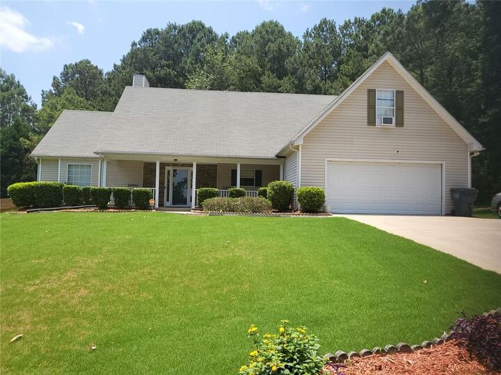 Property Photo:  55 Syracuse Lane  GA 30016 