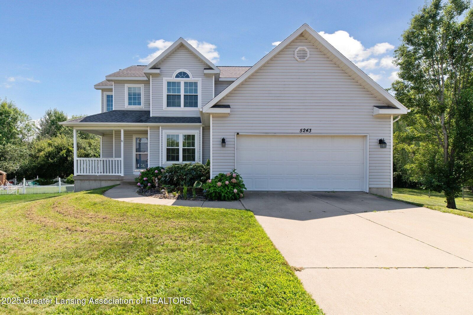 Property Photo: 5243 Witherspoon Way MI 48842