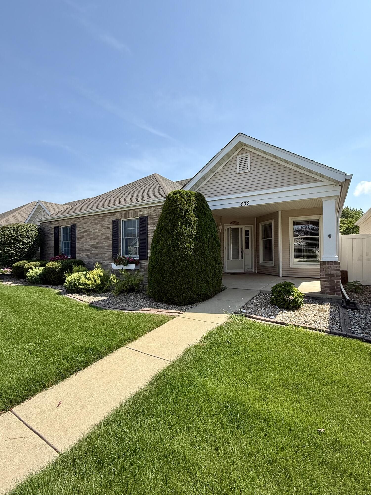 Property Photo:  409 Greenbrier Lane  IN 46356 