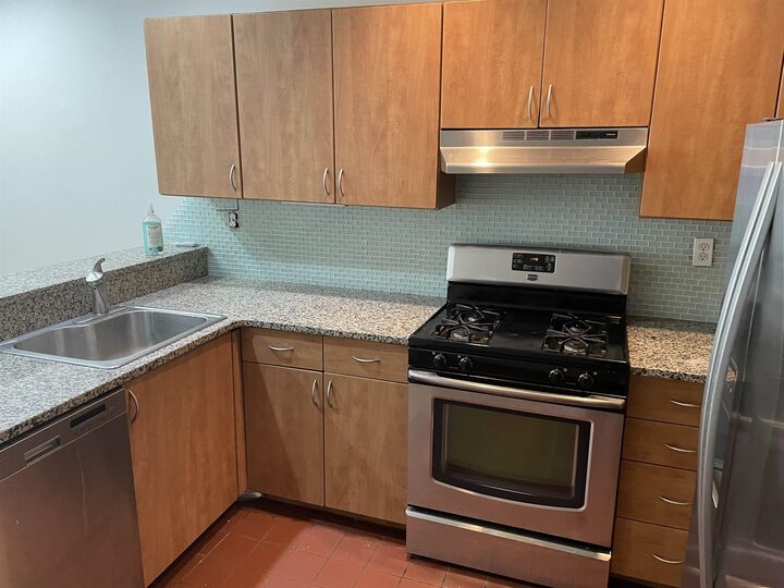 Property Photo:  1204 Washington Ave 2S  NJ 07030 