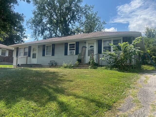 Property Photo:  911 Castlewood Avenue  MO 65251 