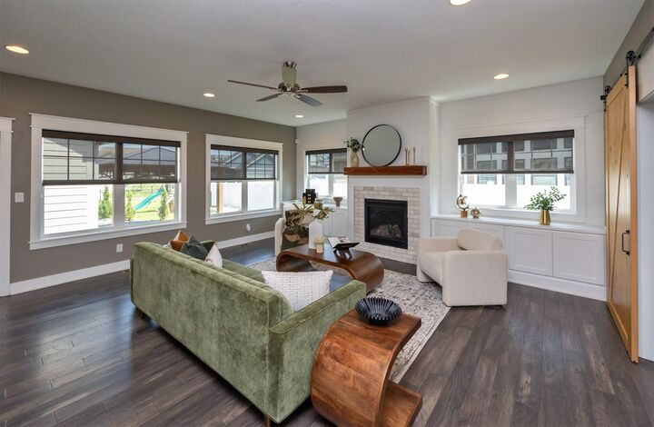 Property Photo:  1521 SW Westview Drive  IA 50023 