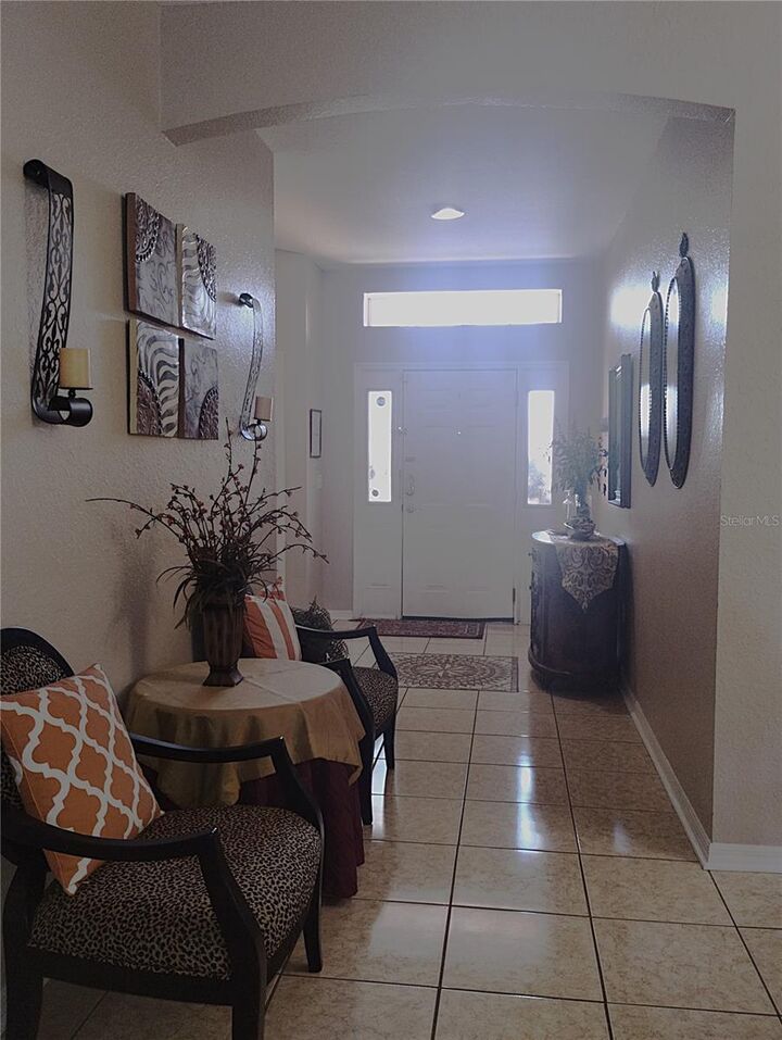 Property Photo:  219 Cloverdale Road  FL 33884 