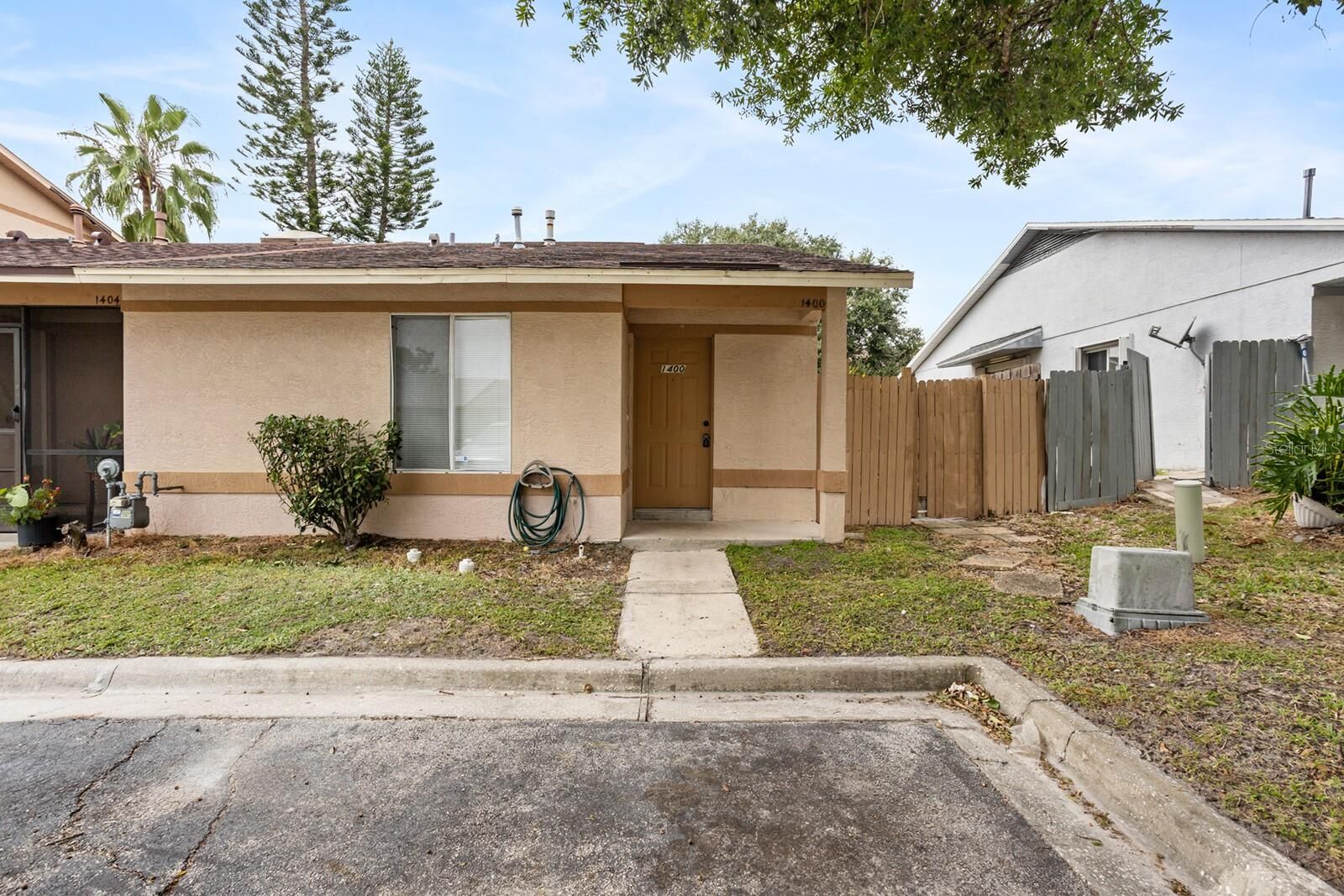 Property Photo:  1400 Eagle Lane  FL 34787 