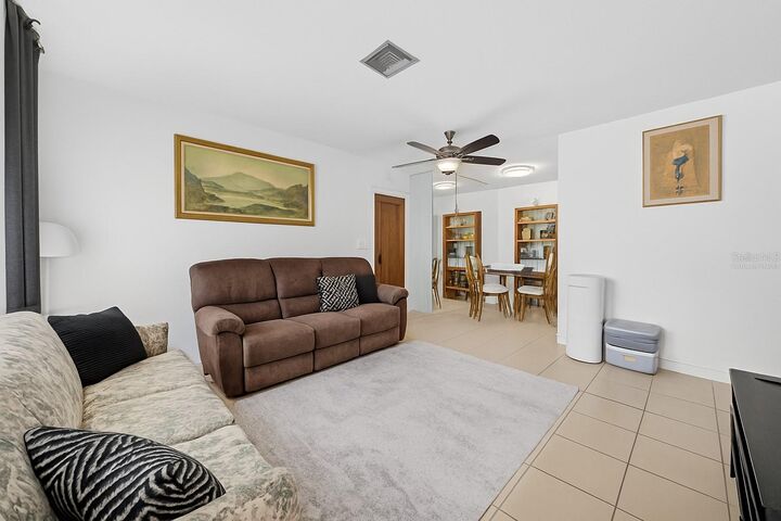 Property Photo:  605 Brockway Avenue  FL 32807 
