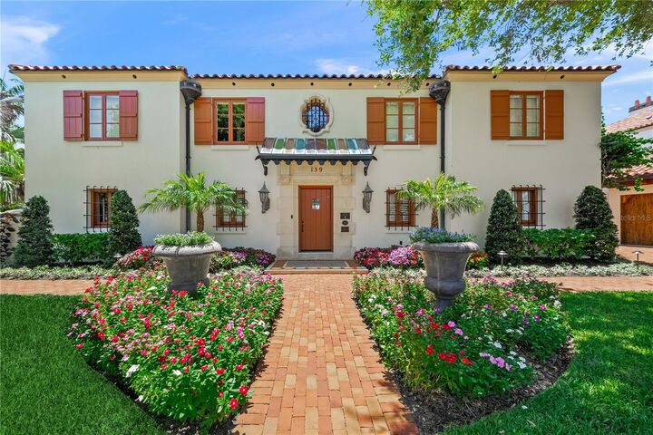 Property Photo:  139 S Washington Drive  FL 34236 