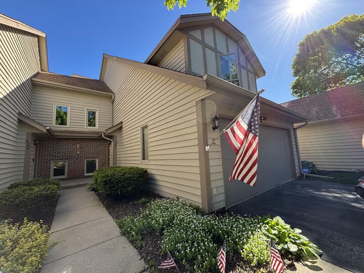 N34w23849 Grace Ave C  Pewaukee WI 53072 photo