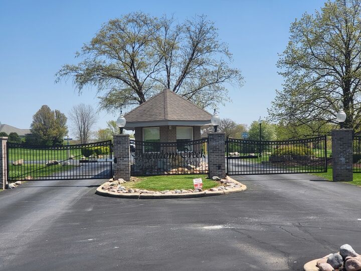 Property Photo: 6835 W McCampbell Drive IL 60449