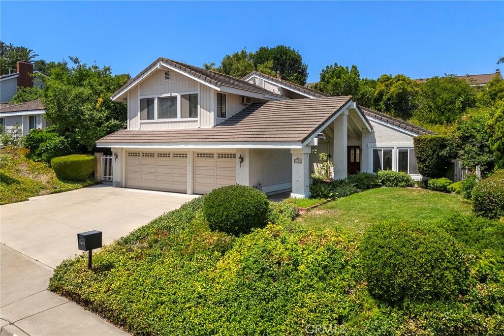 Property Photo:  5409 Willowick Circle  CA 92807 