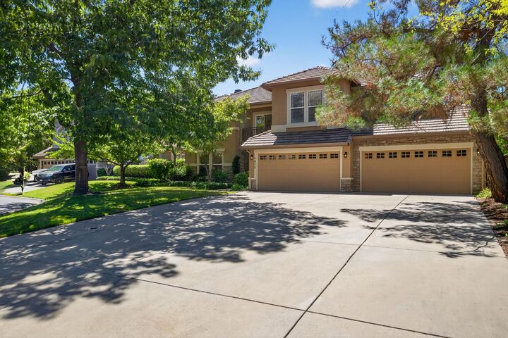 Property Photo: 4910 Alondra Court CA 95762