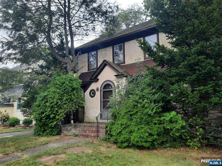 Property Photo:  419 Conrad Road  NJ 07631 