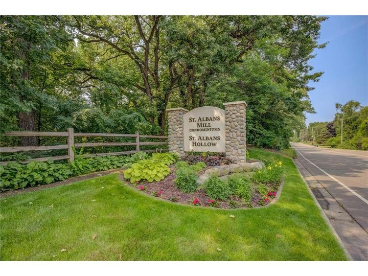 3020 Saint Albans Mill Road 215  Minnetonka MN 55305 photo