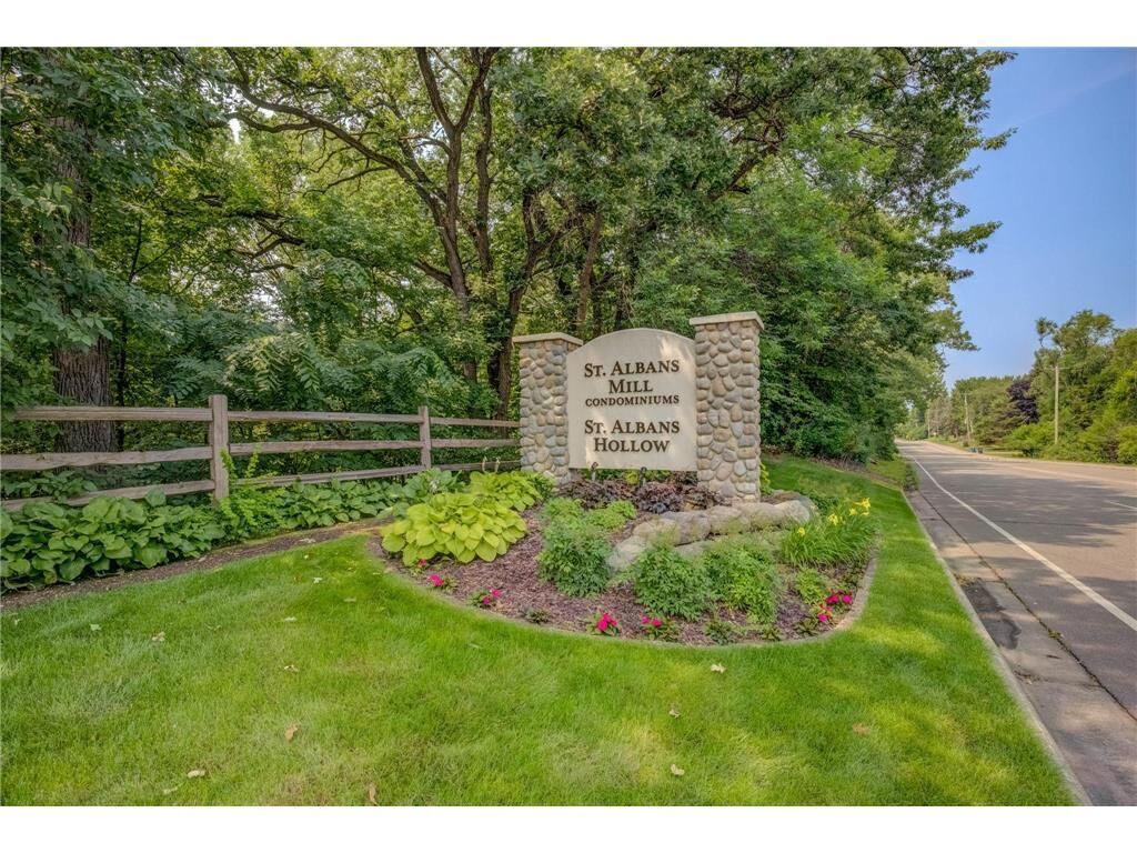 Property Photo:  3020 Saint Albans Mill Road 215  MN 55305 