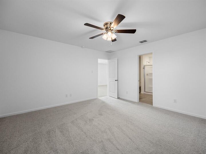 Property Photo: 1052 Shady Oaks Drive TX 75119