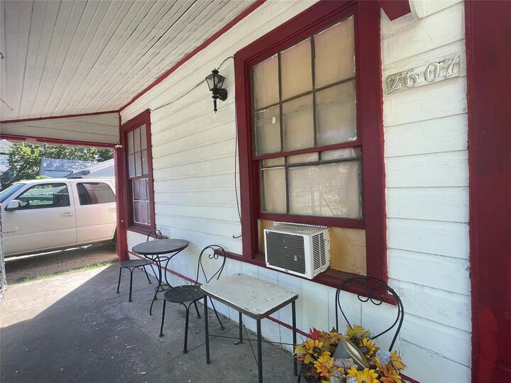 Photo de la propriété: 2607 W Lovers Lane TX 75235