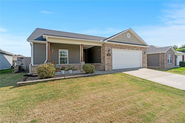 1160 S Springfield Drive  Fayetteville AR 72704 photo