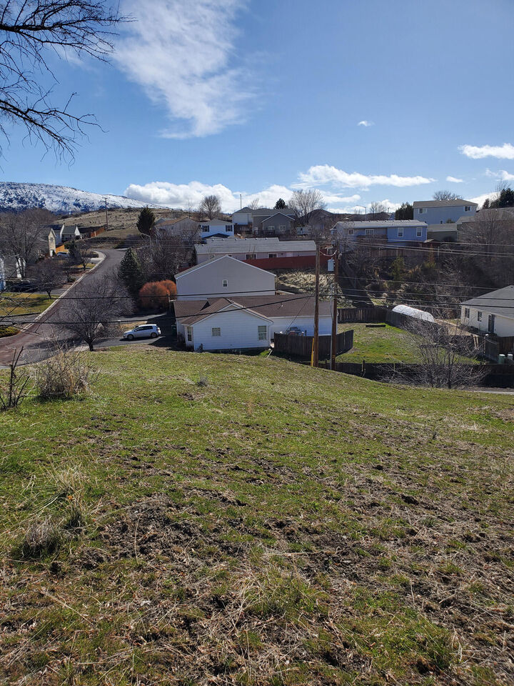 Property Photo: Old Fort Road 1,2,6 OR 97601