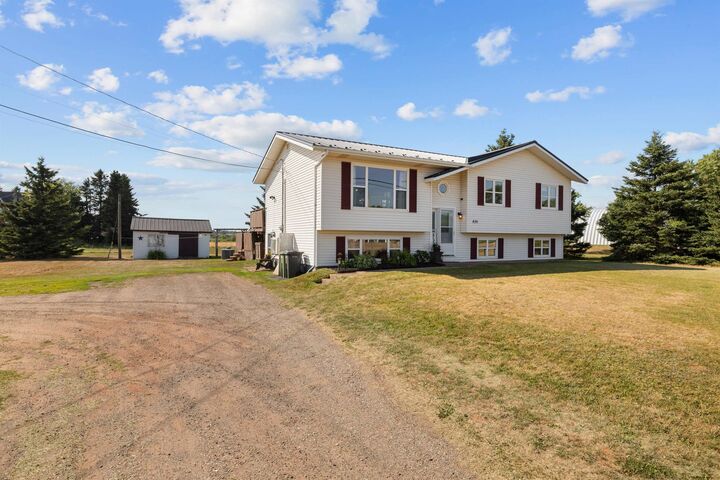 Property Photo: 830 Read Drive PE C1N 4J8