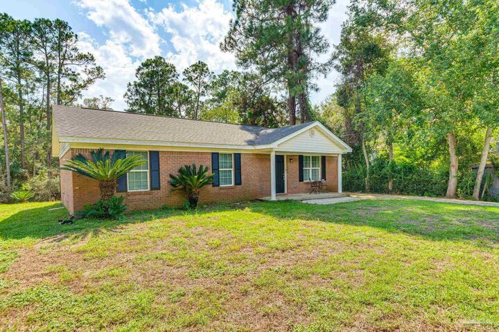 5811 Gazebo St  Milton FL 32583 photo
