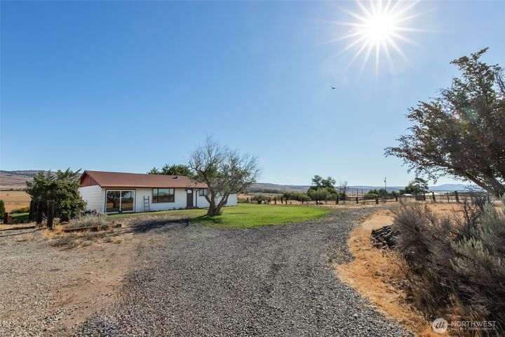 2943  Thomas Road  Ellensburg WA 98926 photo