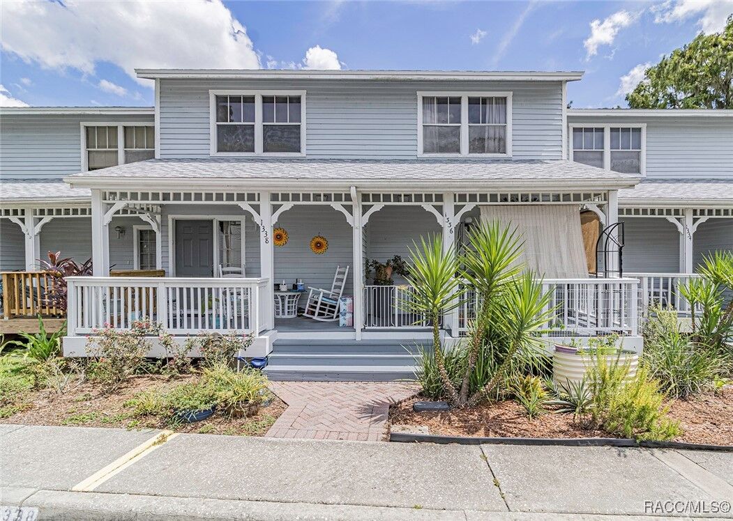 Property Photo: 1336 Cypress Cove Court FL 34450