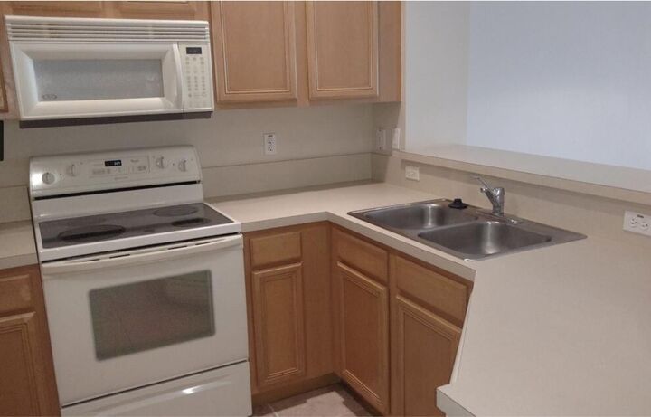 Property Photo: 4866 Palmbrooke Circle FL 33417