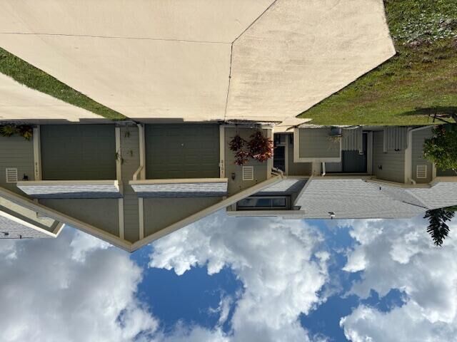 Property Photo:  1518 SE Dewberry Court  FL 34952 