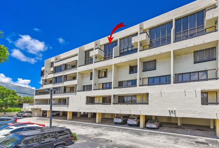 Property Photo: 1401 S Federal Highway 414 FL 33432