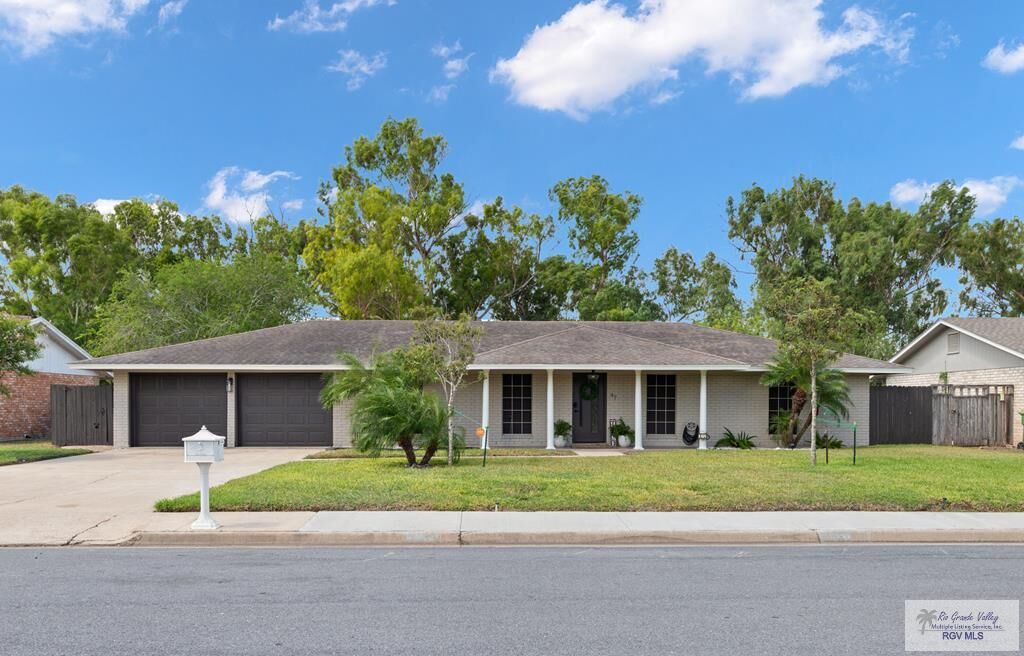 Property Photo:  47 Shoreline Dr.  TX 78521 