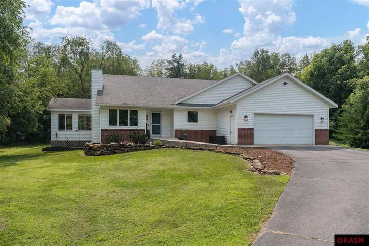 Property Photo: 204 Stonehenge Drive MN 56001