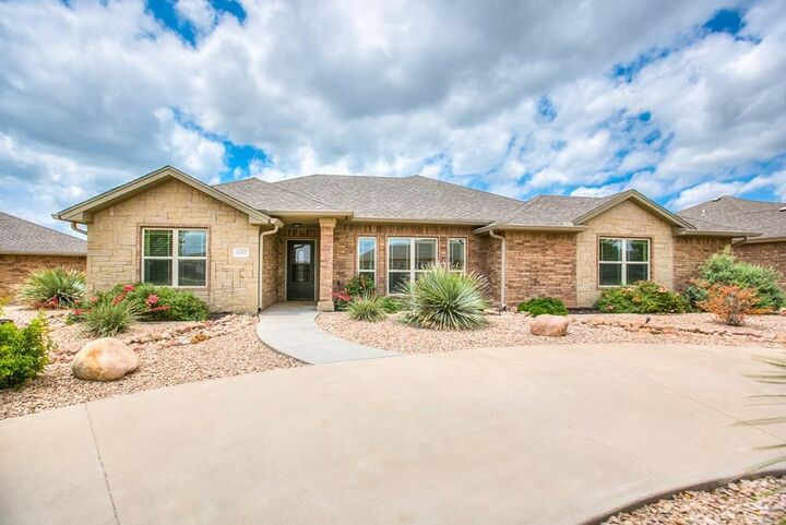 Property Photo: 4193 Huntleigh Dr TX 76904