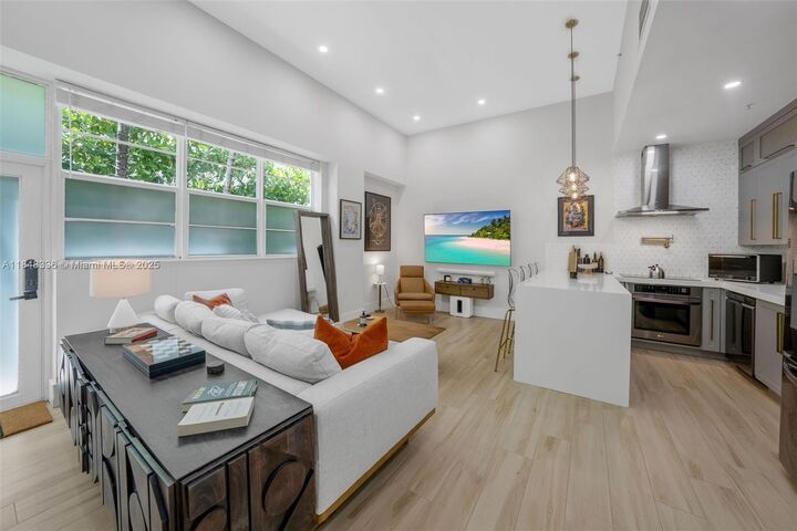 935 Euclid Ave 5  Miami Beach FL 33139 photo