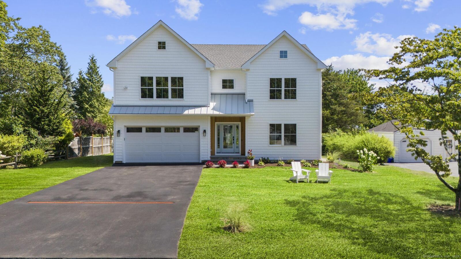 Property Photo:  72 Lloyd Drive  CT 06825 