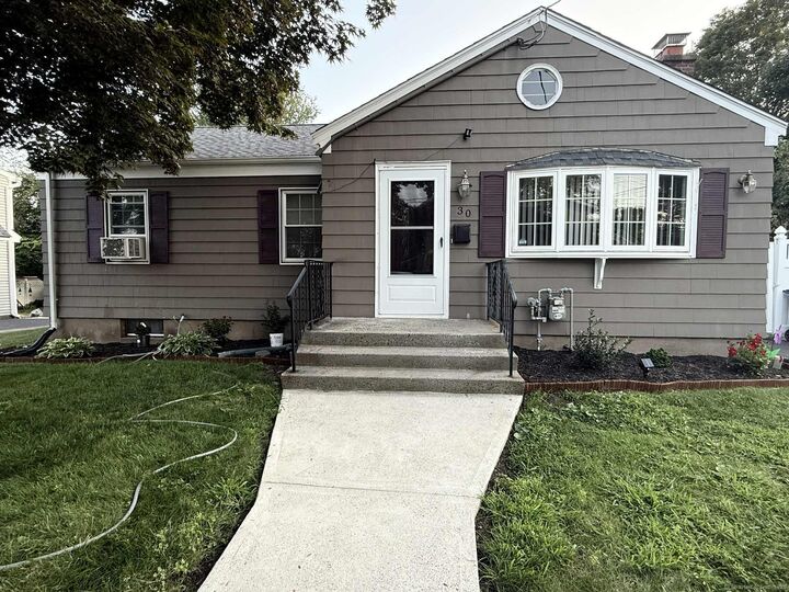 30 Pauline Avenue  West Haven CT 06516 photo