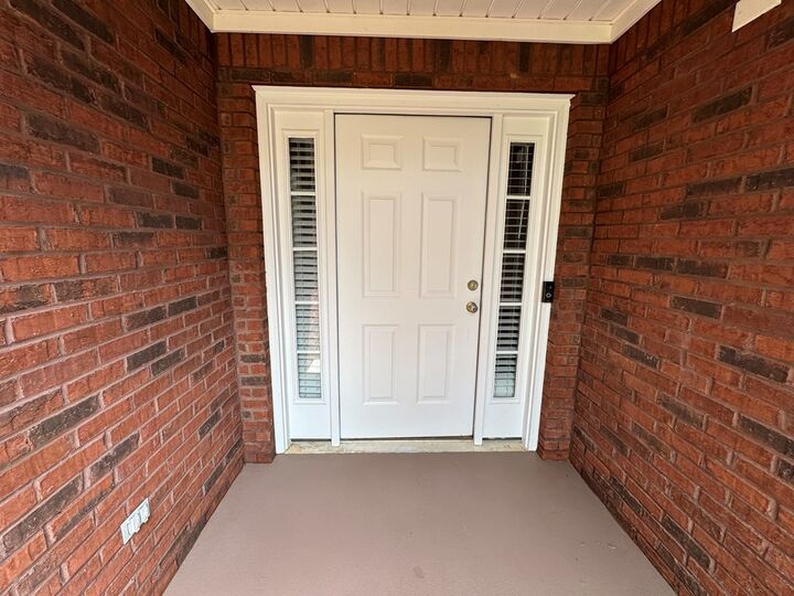 Property Photo:  102 Canyons Court  AL 36350 