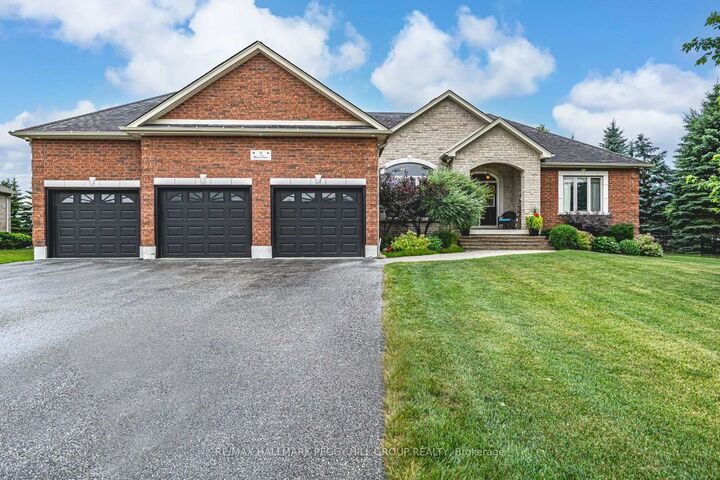 5 Munro Court  Springwater ON L9X 0H6 photo