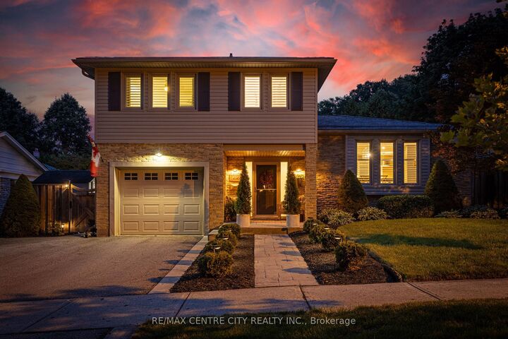 Property Photo: 144 Springfield Crescent ON N6K 2T6