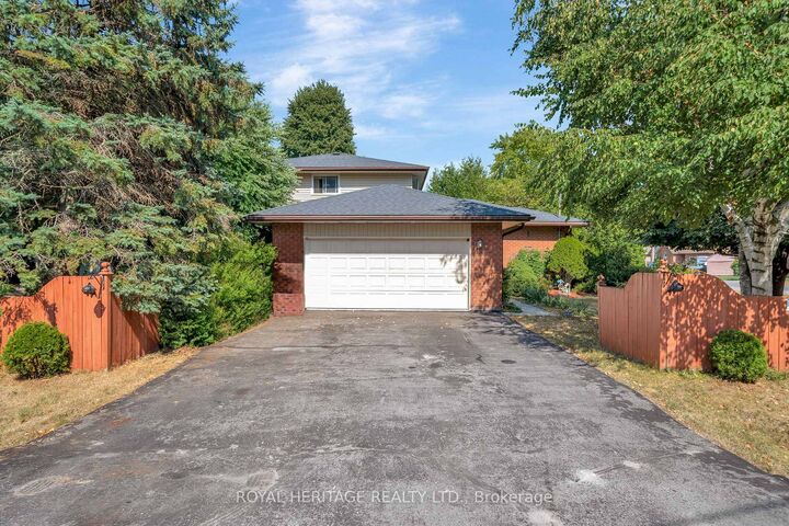 Property Photo:  15 Iroquois Avenue  ON K0K 1H0 