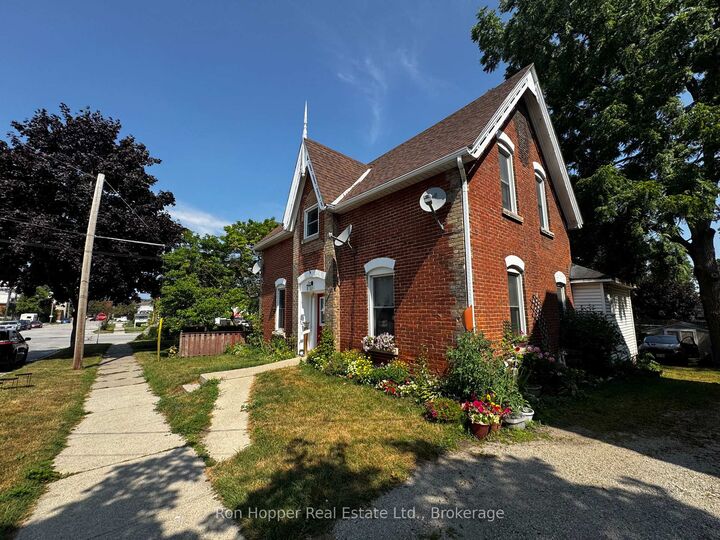 Property Photo:  226 12th Street N/A E  ON N4K 1V8 