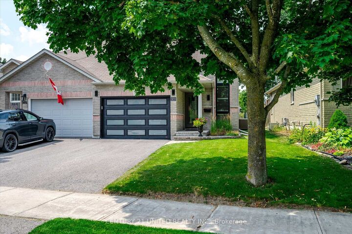 Property Photo:  3033 Westridge Boulevard  ON K9K 2K5 