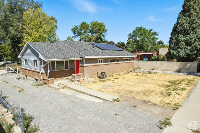 Property Photo: 380 S 300 E UT 84062
