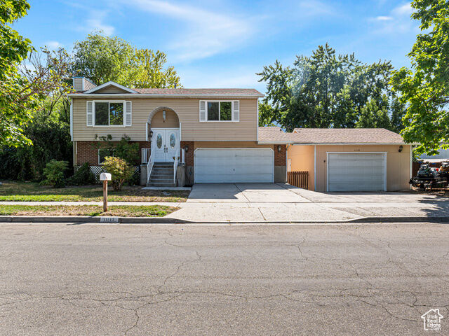 Property Photo: 11143 S Sandy Dunes Dr S UT 84094