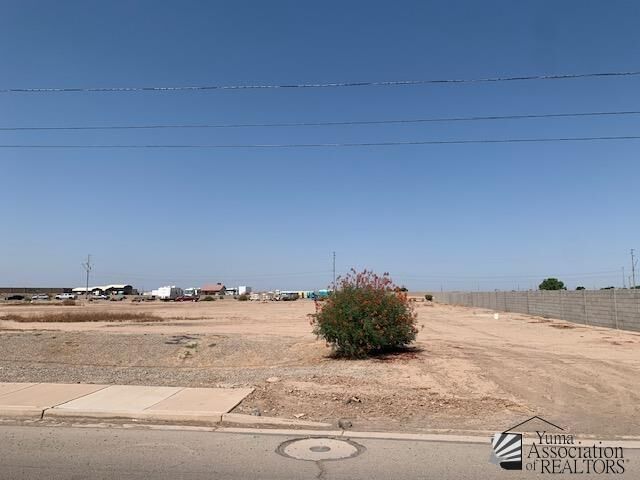 Property Photo: 325 Parkview Ave AZ 85350