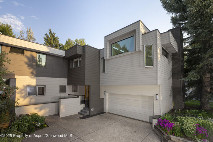 Property Photo:  1417 Sierra Vista Drive  CO 81611 