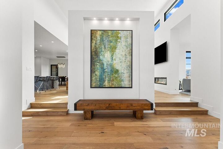 Property Photo: 2372 S Via Privada Ln ID 83716-4750
