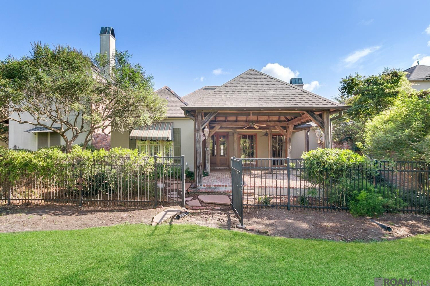 Property Photo: 11756 Villa Ave LA 70810